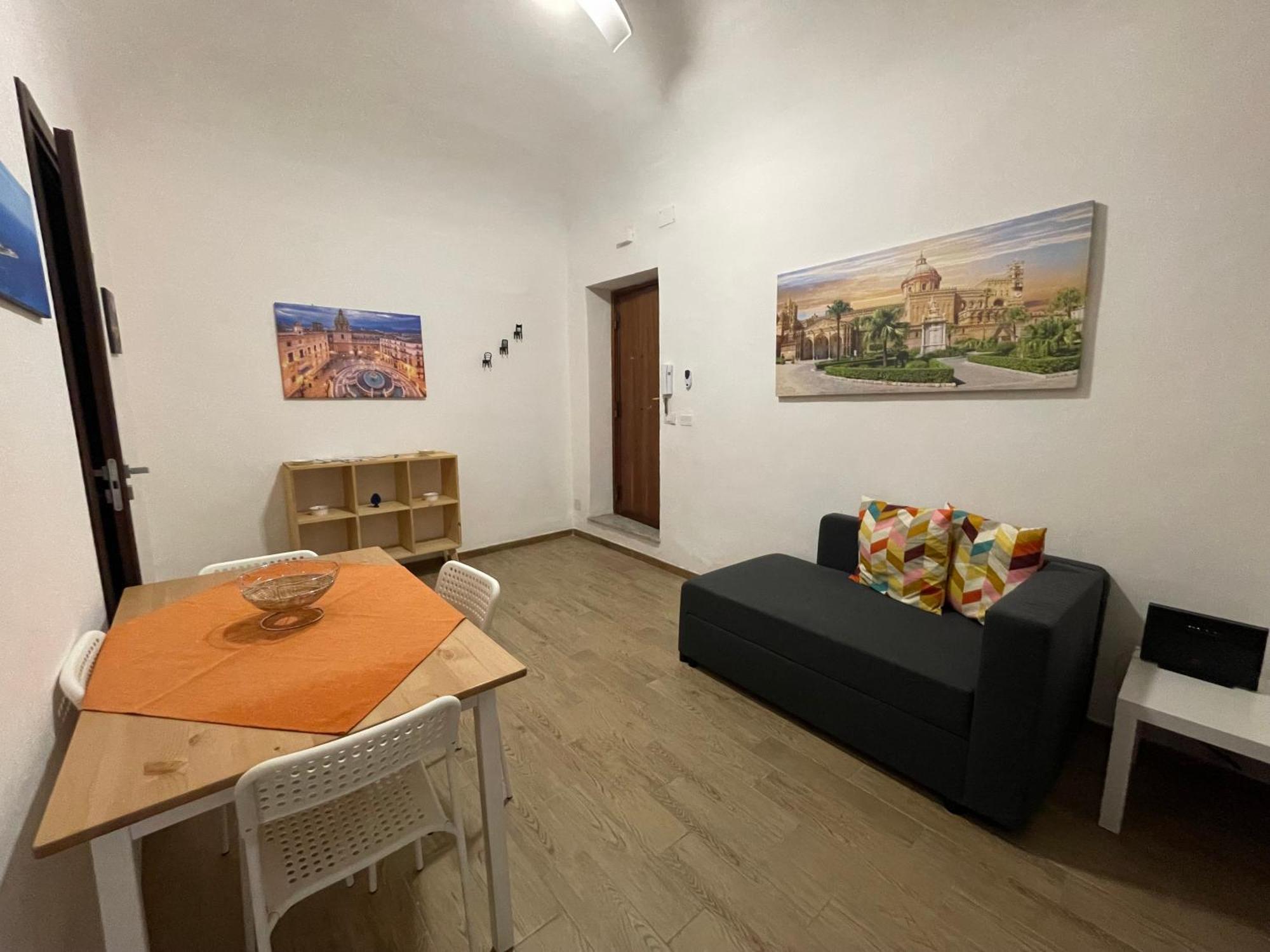 Le Colonne Del Massimo - Apartment In Front Of Massimo Theatre Palermo Exterior foto